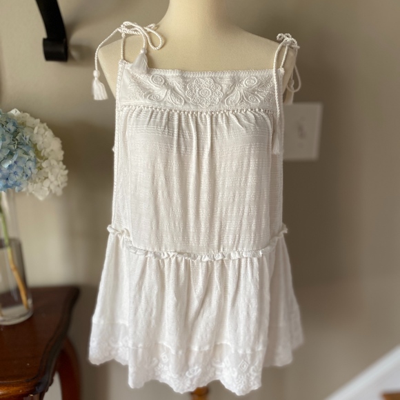 Anthropologie Tops - Anthropologie BOHO Embroidered Tiered Tank Small
